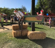 D4SqxgjW0AAJB4V.jpg-large.jpeg (1.03 MB)