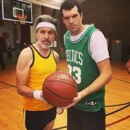 DC35kcsVYAAdXVr.jpg-large.jpeg (453 KB)