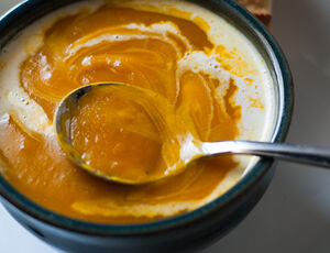 Curried buttercupsquash soup.jpg