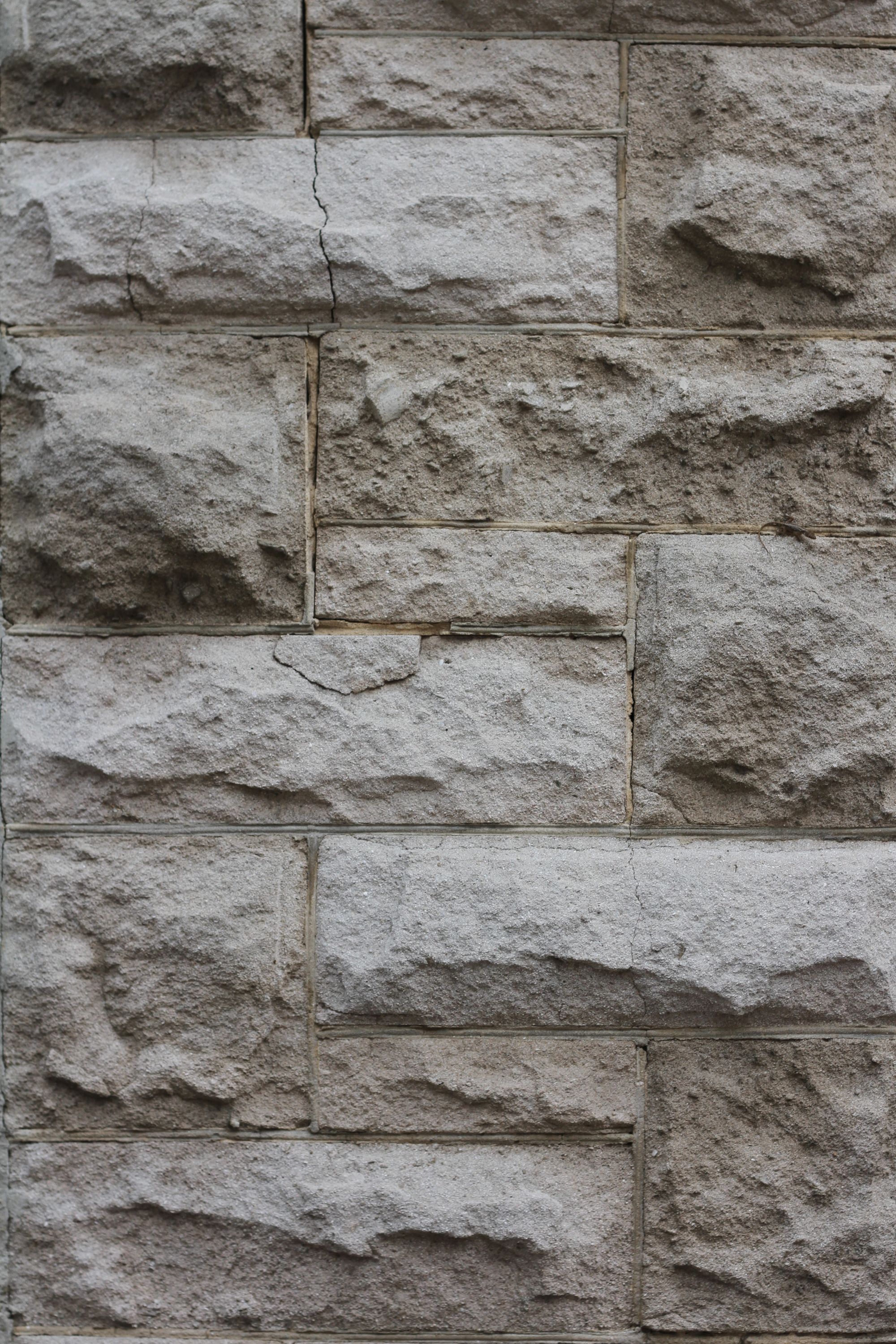 Detail] Chiseled stone bricks look really good under cobblestone