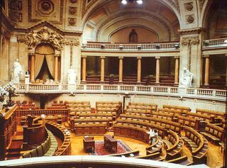 Esto commons-Parlamento-IPPAR1
