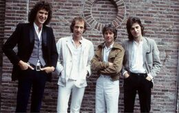 Dire Straits