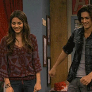 Gallery Beck Oliver Victorious Wiki Fandom Explore and share the best beck oliver gifs and most popular animated gifs here on giphy. gallery beck oliver victorious wiki