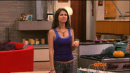 Tori Vega-Tank Top-1-7-