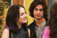 Tumblr mdc0cndGvR1rokj5lo8 250.gif