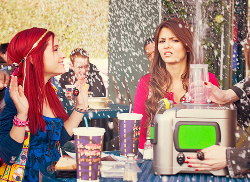 Cat Valentine Tori Vega The Breakfast Bunch Television show