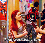 Tumblr m0daxusPxK1r09zs6o1 250.gif