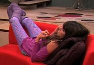 Victorious-1x06-Tori-the-Zombie-ariana-grande-20779879-1280-720