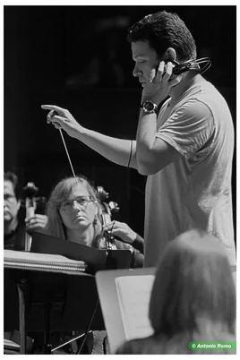 MV5BNzYyMTM2MjkzN15BMl5BanBnXkFtZTgwMTg4Mzg4ODE@. V1 