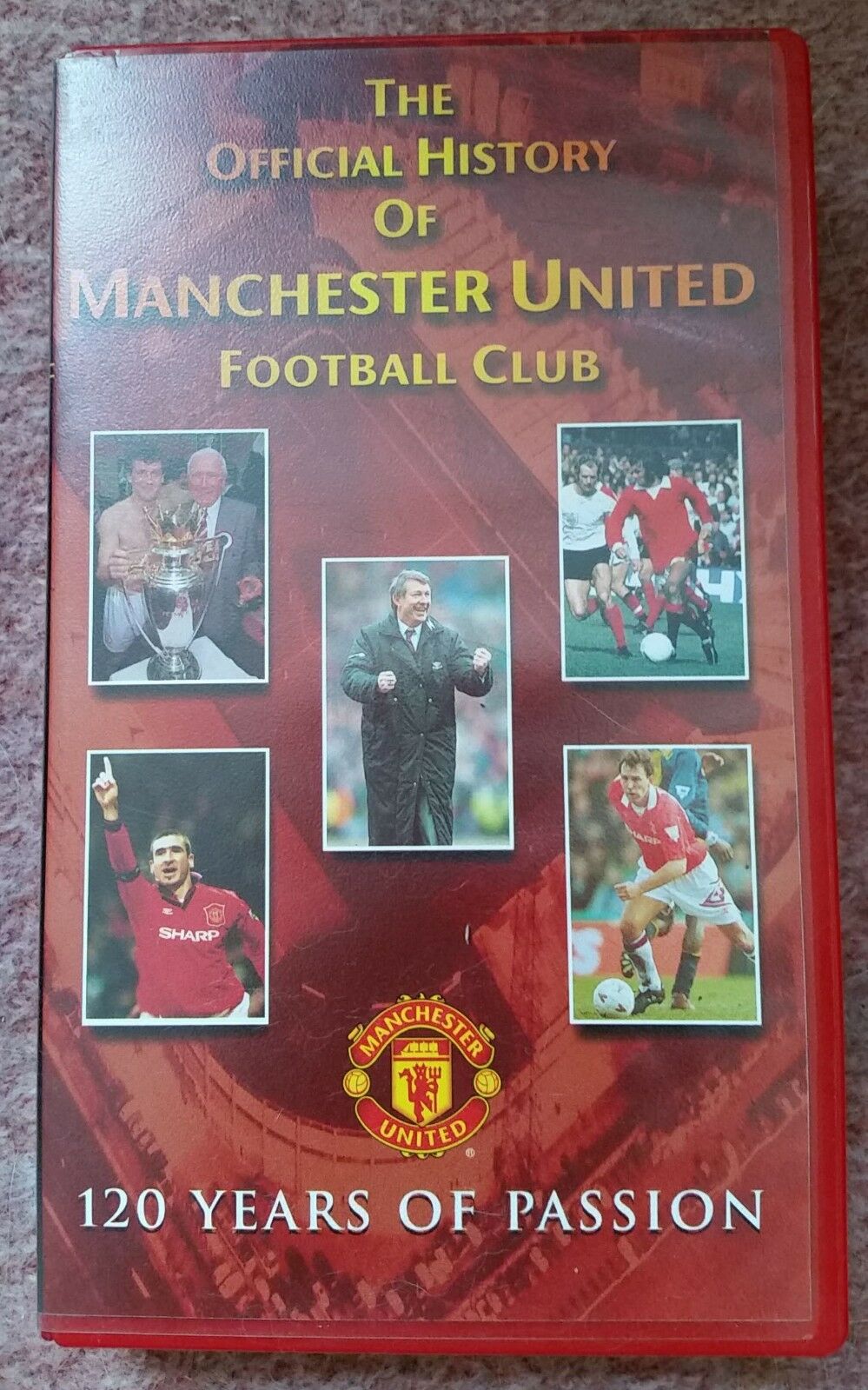 The Official Illustrated History Manchester United: Ferguson
