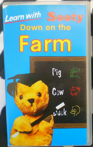 Learn with Sooty - Down on the Farm (UK VHS 1991)