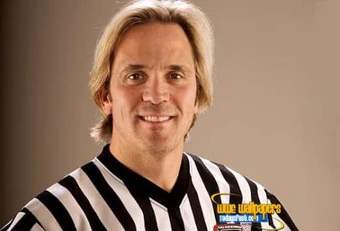 wwe referees