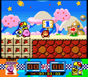 En Gourmet Race, Kirby y el Rey Dedede juegan una carrera. El vencedor es quien llega primero a la meta y recoge más comida.