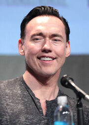 Kevin Durand by Gage Skidmore