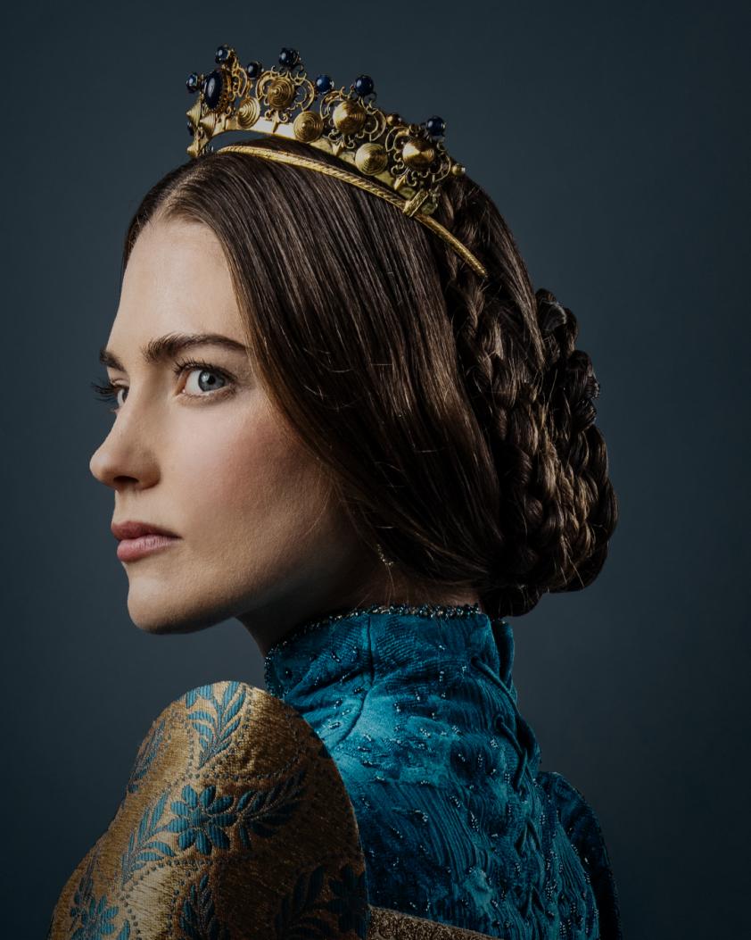 Request: Laura Berlin (Emma of Normandy from Vikings: Valhalla) : r/CKTinder