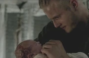 Siggy (Bjornsdottir).jpeg (20 KB) Bjorn with his newborn daughter