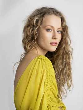 Henessi Schmidt | Vikings Wiki | Fandom