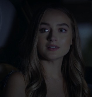 User Blog Cedjunior Lindsay Oakens Dream Killer Villainous Beauties Wiki Fandom User Blog Cedjunior Lindsay Oakens Dream Killer Villainous Beauties Wiki Fandom
