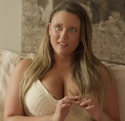 Rochelle 2.jpg (529 KB)