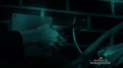 Tamara cutting off the phone lines