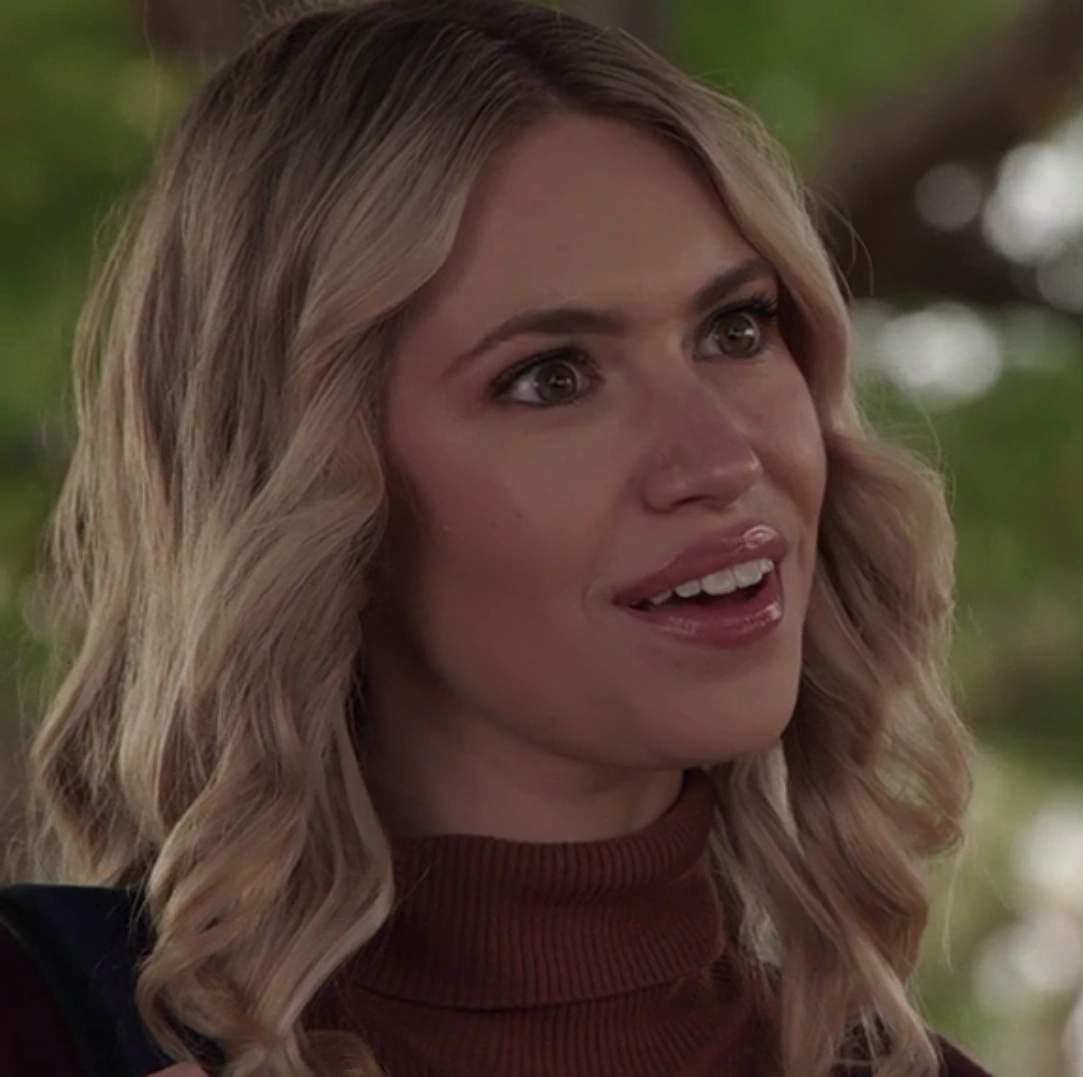 Samantha Sloan (Are My Friends Killers?) Villainous Beauties Wiki Fandom