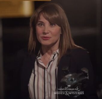 Aurora Teagarden Mysteries A Very Foul Play Hallmark Movie Cast Trailer Synopsis