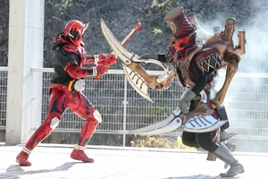 Knife Gamma 3.jpg (342 KB)