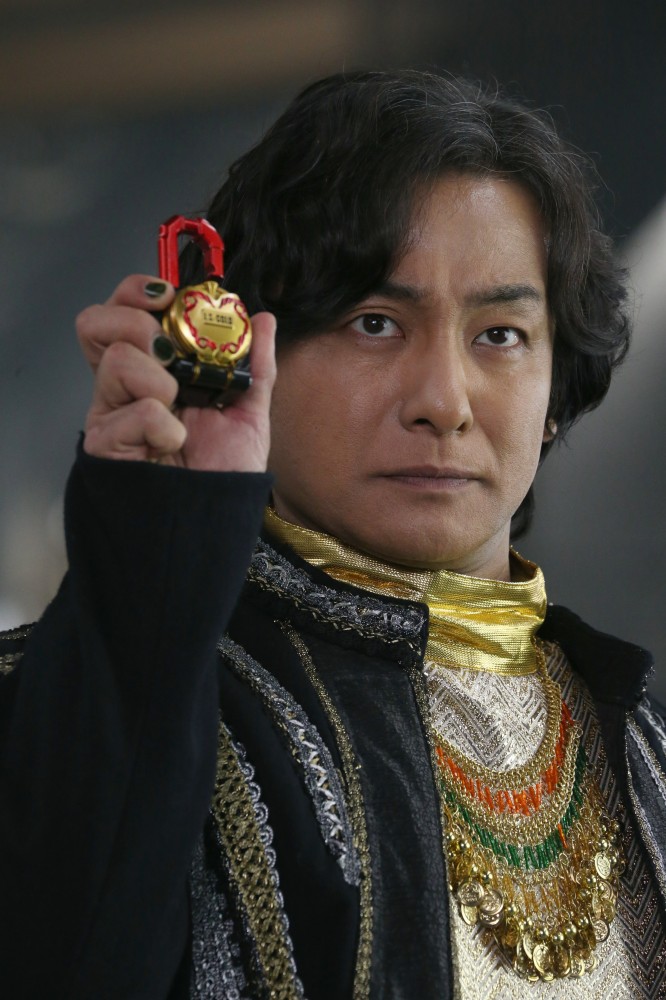 Golden rider. Kamen Rider the movie.