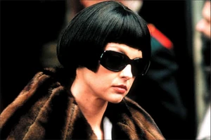 Joanna Eris Disguise Glasses.jpg (52 KB)