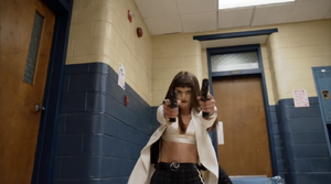 Syonide saves Khalil and Whale