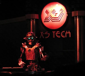 S.I.R. demonstrating X-S technology.