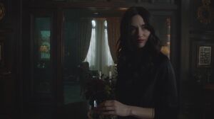 Sofia telling Leslie that she wants 30% of the profits from the Narrows.