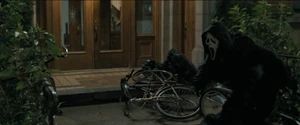 SVI2023-Ghostface17.png (1.68 MB) Wayne chases Sam and Tara.