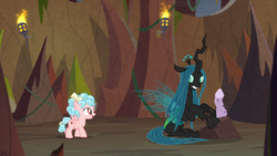 Cozy Glow approaching Chrysalis S9E8