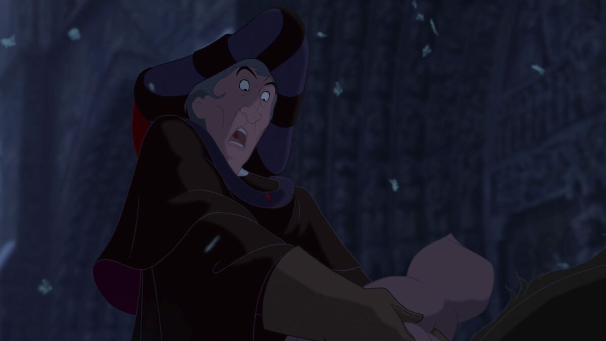 Judge Claude Frollo Synopsis Villains Wiki Fandom