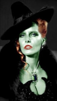 Ouat-wicked-witch-309x550