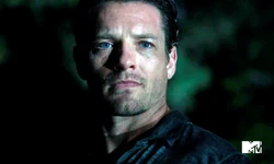 Peter Hale.jpg (139 KB)