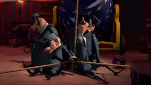 Madagascar3-disneyscreencaps.com-8081.jpg (255 KB) DuBois' men tied to the cannon next to DuBois.