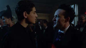 Oswald gives the friendly advice to Bruce Wayne about Barbara Kean