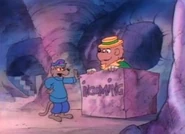 Weasel with Ralph.jpg (35 KB)