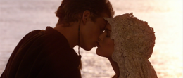 Skywalker marries Padmé Amidala in secret.