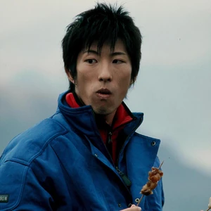 Hiroshi Izawa 2.jpg (124 KB)