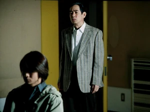 Professor (555) 3.jpg (101 KB) The Professor watching Kaido play the piano.