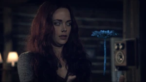 Katrina-blows-up-flower-Sleepy-Hollow-2x15 bmp-e1422995006639.jpg (41 KB)