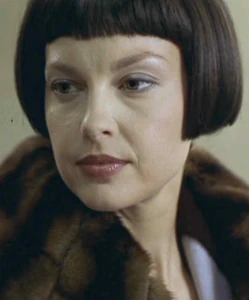 Joanna Eris Disgusie.jpg (23 KB)