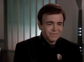 Alfred-Bester-babylon-5-10955571-605-451