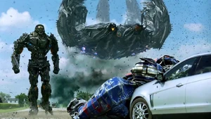 Lockdown faces a defeated Optimus Prime.