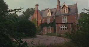 Cold Creek Manor