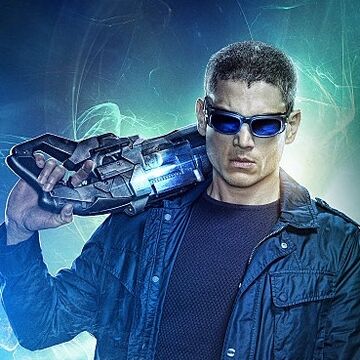 Leonard Snart Arrowverse Villains Wiki Fandom Leonard Snart Arrowverse Villains Wiki Fandom