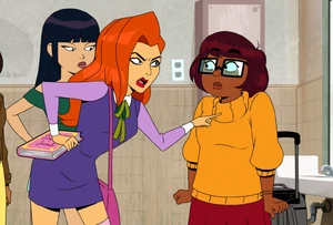 Daphne accuses Velma of trying to steal Fred.